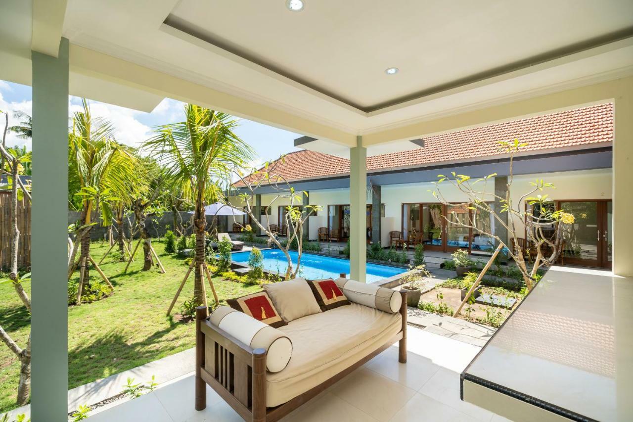 Oyo 912 Pondok Garden Bali Guesthouse Нуса-Дуа Экстерьер фото